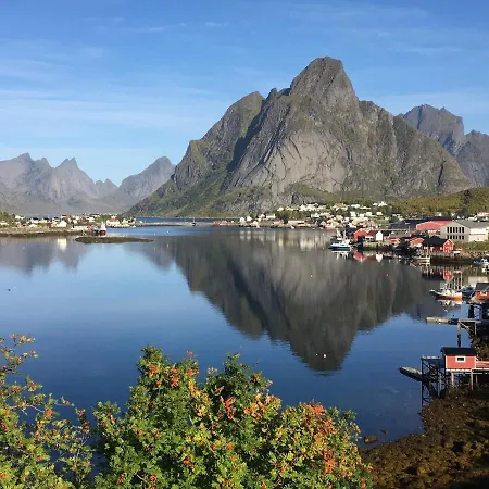 Most Photographed House In Reine Exterior photo